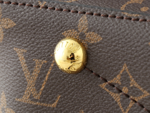 ルイヴィトンバッグ角部分ディテール